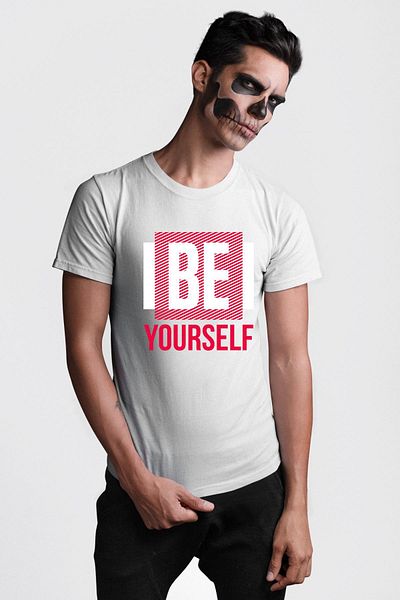 Angemiel تي شيرت مطبوع عليه Be Yourself بتصميم جرافيك أصلي وأنيق باللون الأبيض للنساء والرجال مقاس كبير
