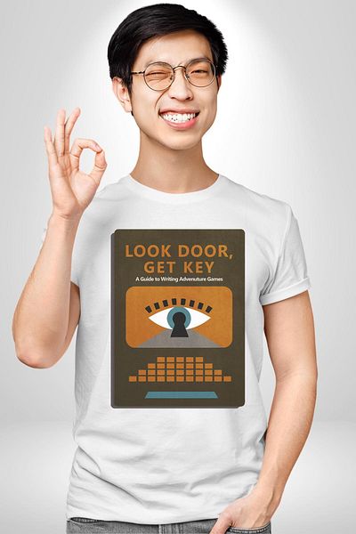 Angemiel تي شيرت مطبوع من الأمام للرجال والنساء باللون الأبيض مقاس كبير من Look Door، احصل على دليل كتابة ألعاب المغامرة
