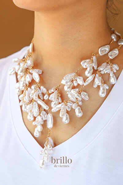 Brillo مجموعة من قطعتين من قلادة بتصميم لؤلؤي وتفاصيل باروكية