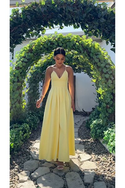 Nida Boutique Derin V Yaka Yakası Taş Detaylı Askılı Sırt İp Bağlama Detaylı Uzun Double Kumaş Elbise