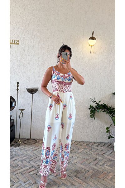 Nida Boutique Strappy V-Neck Back Gipe Tie Detail Half-Lined Jumpsuit with Pockets