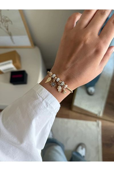 RoseandRoses Abundance Symbolic Charm Bracelet Gold
