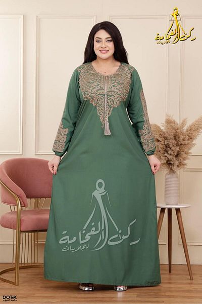 Generies High quality anti-shrink cotton Arab jalabiya with a wonderful design. Anti-shrink cotton with a belt in the middle and elastic on the sleeves.