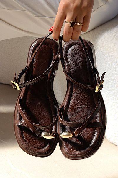 POLKA STORE Soft Gold Metal Ring Detailed Ribbed Sandals