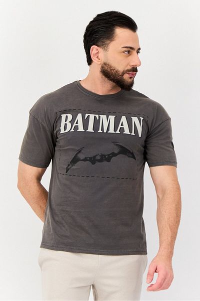 Batman Men Crew Neck Short Sleeve Graphic Print T-Shirt, Grey