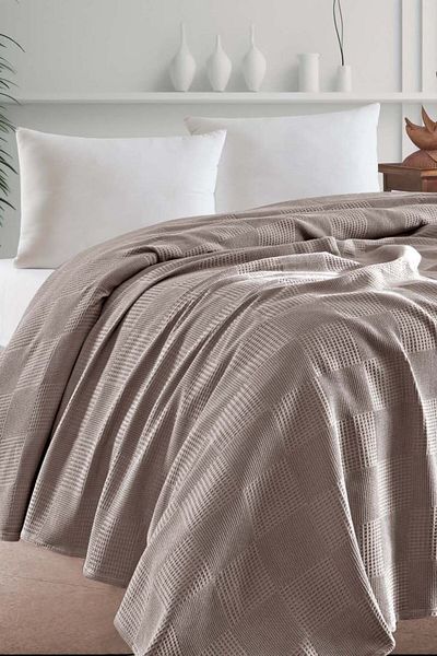 Eponj Home Battal Boy 100% Cotton Pique Cover 240X230 cm – Tile Patterned Camel – Weave Series
