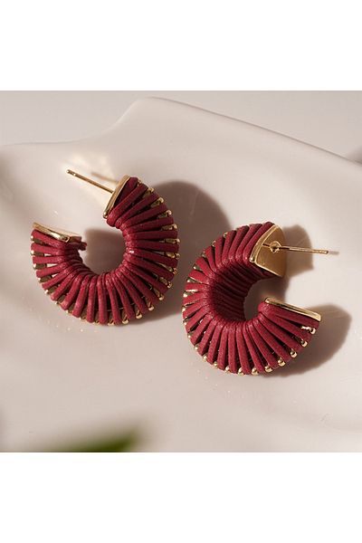 Choice red Vintage C-shaped Maillard Style Leather Stud Earrings for Women Trendy Minimalist Chunky Hoop Ea