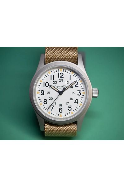 Choice C Escapement Time 38mm Second Sweeping Quartz Watch Sandblast Shell Super Luminous 100 M Waterproof