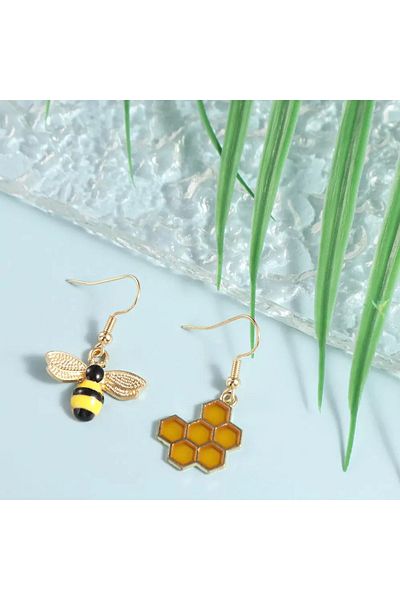 Choice AEH70405 Fashion Bee Earrings Asymmetric Structure Honeycomb Earrings Insect Earrings Accessories Da
