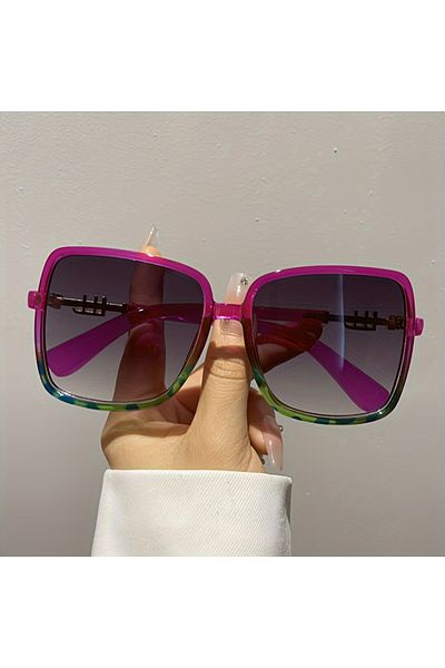 Choice Purple Retro Two-Tone Fashion Sunglasses - Lightweight Design, Oversized Blue & Red Frame, Gradient