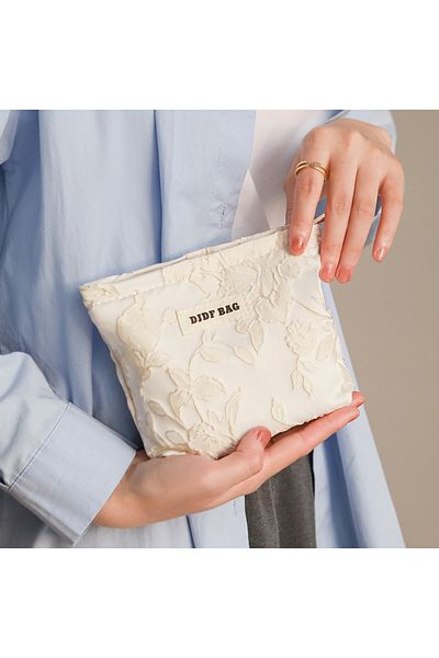 Choice Apricot pink Women's Cosmetic Bag Small Vintage Purple Flowers Cosmetics Lipstick Storage Bag Portab