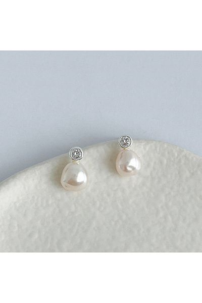 Choice White ZAKOL Elegant Geometric Imitation Pearl Earrings for Women Korean New Fashion Earring Exquisit