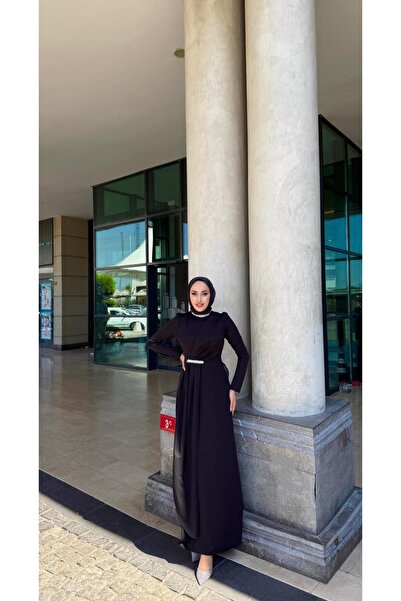 moda zeynaa YAKA VE BEL TAŞ DETAYLI ÖRME CREP ELBİSE