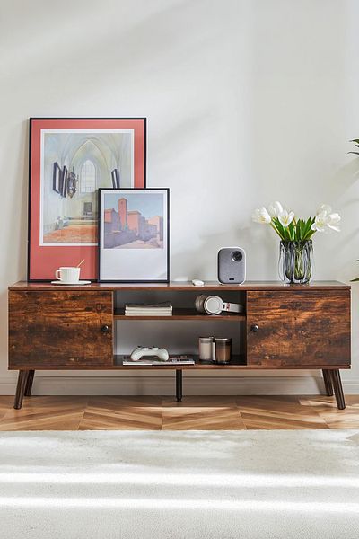 Yanara TV Table, Multifunctional TV Stand w/Storage & Shelves, Wood Grain Finish，Easy Assembly