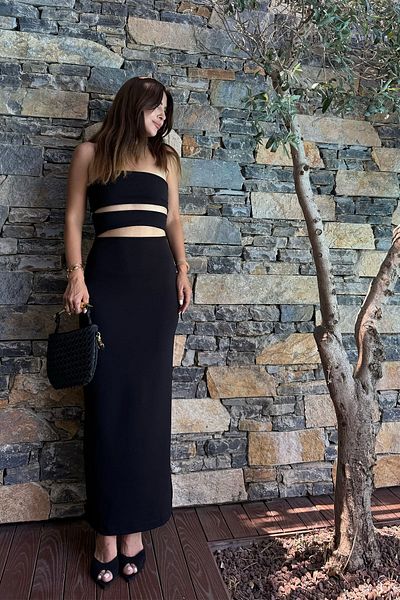 Özge Özgenç Strapless Dress with Low-Cut Bust