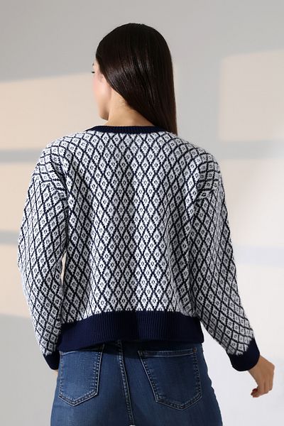 ALCHON Round Neck Long Sleeve Buttoned Diamond Jacquard Patterned Furry Soft Textured Knitwear Cardigan