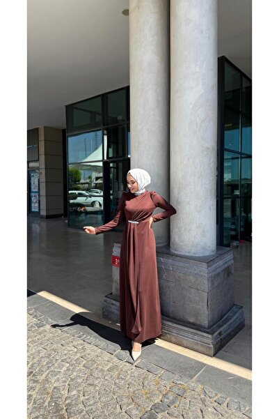 moda zeynaa YAKA VE BEL TAŞ DETAYLI ÖRME CREP ELBİSE