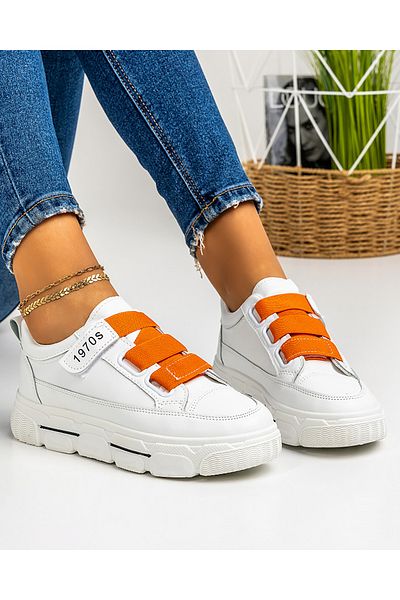 starlike Women's white and orange sports shoes A134