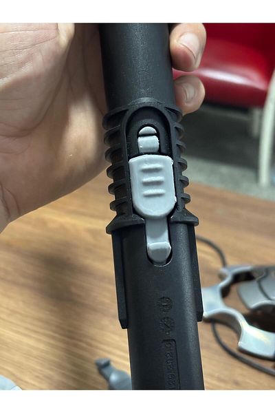3B38 Karcher Vacuum Cleaner Clip