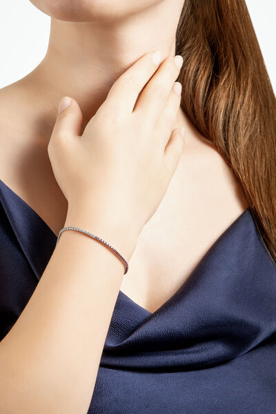 So CHIC... Maia 18 Ayar Beyaz Altın Kaplama 19 Cm Gümüş Su Yolu Bileklik