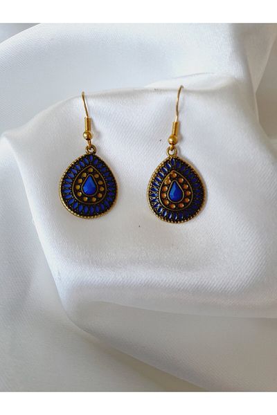 Minnoş Dükkan Dangle Drop Earrings