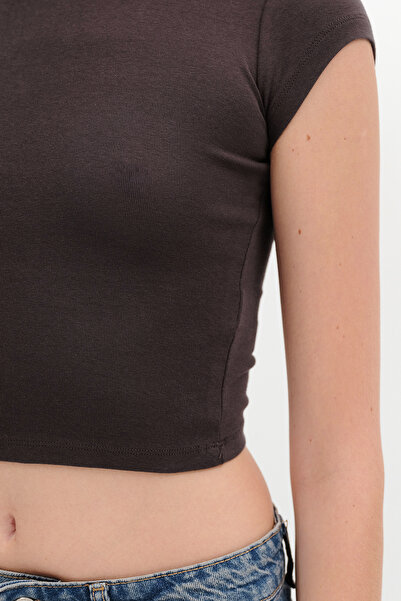 Addax Βασικό μπλουζάκι με κοντό μανίκι P1742-L10