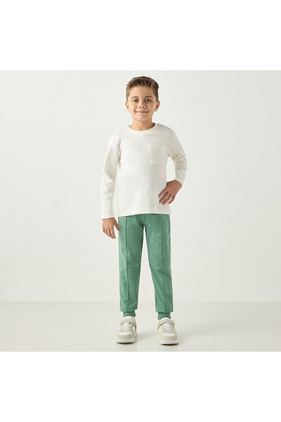 Juniors Solid Crew Neck T-shirt with Long Sleeves and Front Pocket