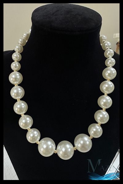 MAZEN Large Pearl Detailed Gold Spacer Necklace |   Elegant and Stylish Design