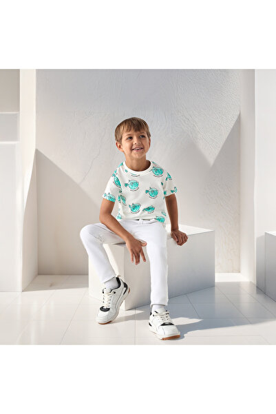 Juniors All-Over Fish Print Crew Neck T-shirt with Short Sleeves