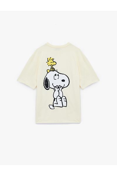 Koton Comfortable Fit Short Sleeve Cotton Licensed Snoopy T-Shirt with Printed Back