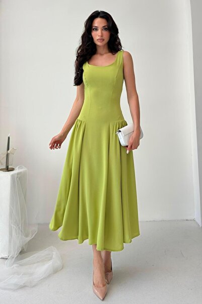 Serica Moda Yeşil Kare Yaka Gipeli Midi Elbise