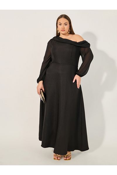 Styli Plus Size Asymmetric Neckline Balloon Sleeve A-Line Maxi Dress