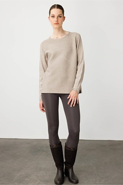 Desen Triko Γυναικείο πουλόβερ με λαιμόκοψη με πέτρα βιζόν