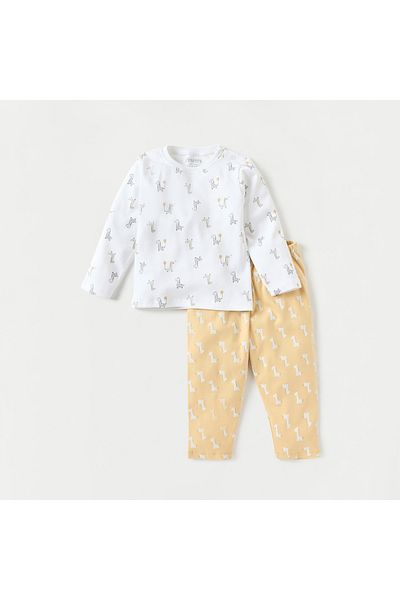 Juniors Giraffe Print T-shirt and Pyjama - Set of 2