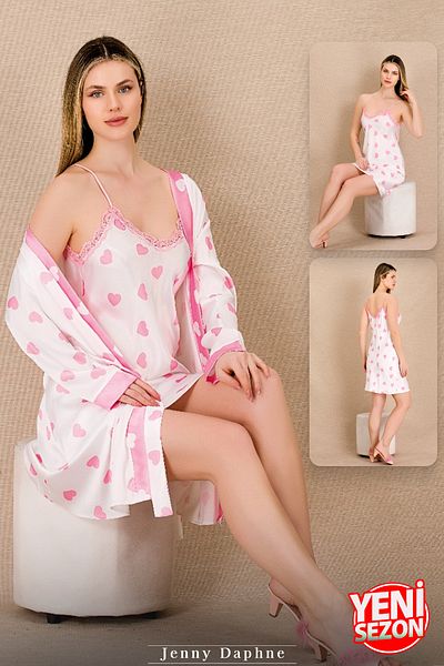 Jenny Daphne Cămașă de noapte din dantelă cu bretele subțiri cu model de inimă din satin și set de 2 halate cu mâneci lungi 15239
