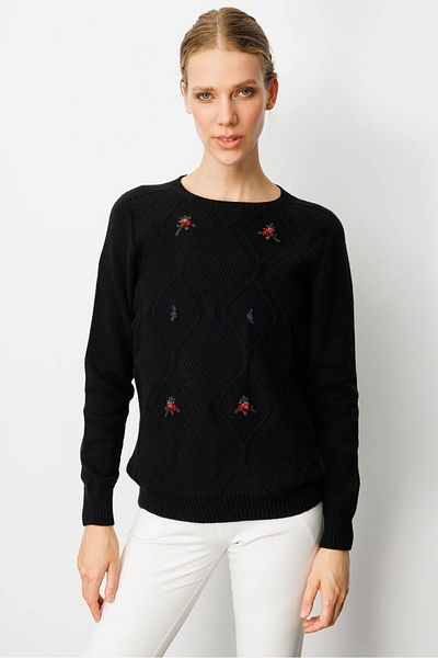 Desen Triko Women's Crew Neck Front Diamond Embroidery Embroidered Sweater Black