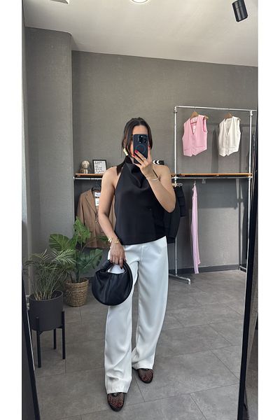 YOUR NAME Halter Neckline Backless Satin Blouse