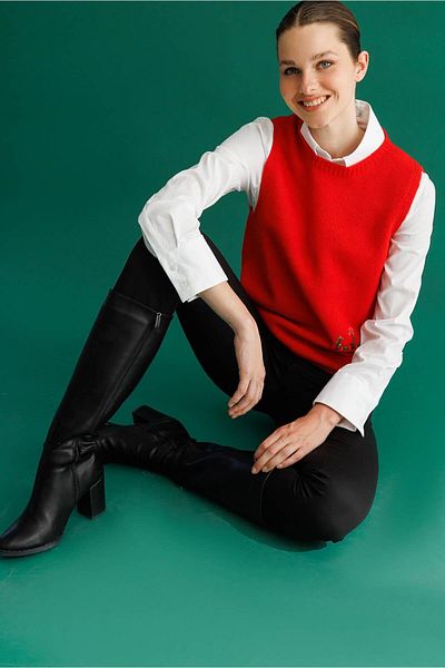Desen Triko Women's Crew Neck Pocket Top Floral Embroidery Wool Sweater Coral