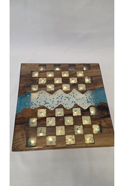 Finecraft "Frozen Diamonds" chess board, made of walnut wood, resin, LEDs