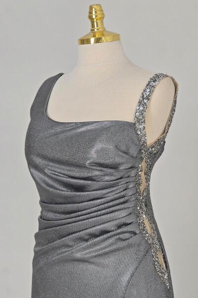 Yonca Moda Evi Gümüş Parlak Taşlı Abiye 3010