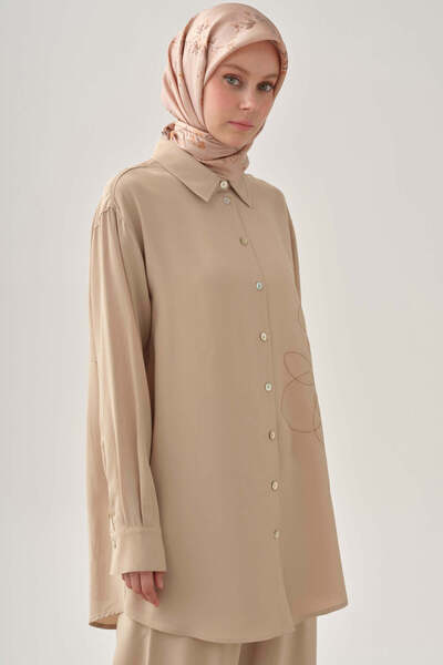 Tuğba Nakışlı Düşük Kollu Gömlek - Bej