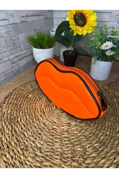 louis valentina makeup bag