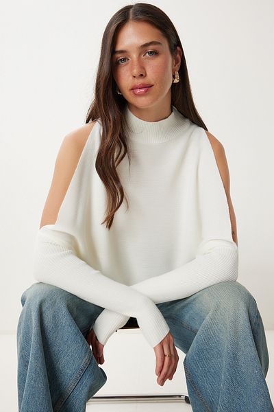 Happiness İstanbul Women's Ecru Cut Out Detailed Oversize Knitwear Sweater AS00015
