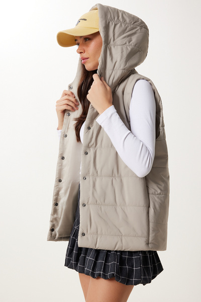 Happiness İstanbul Women's Stone Gray Hooded Puffer Vest Qa00005