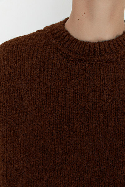 Trendyol Collection Καφέ Φαρδύ Κούμπωμα Μαλακού Υφάσματος Βασικό Πλεκτό Πουλόβερ TWOAW23KZ00185