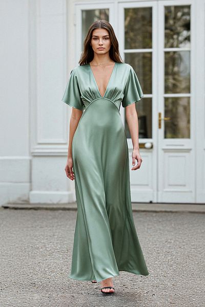 Trendyol Collection Mátové saténové maxi večerní šaty a šaty s výstřihem do V TPRSS25AE00113