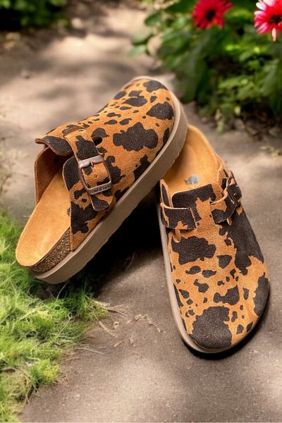 Land of Cork Anatomical Natural Cork Sole Cow Animal Cow Pattern Genuine Leather Slippers