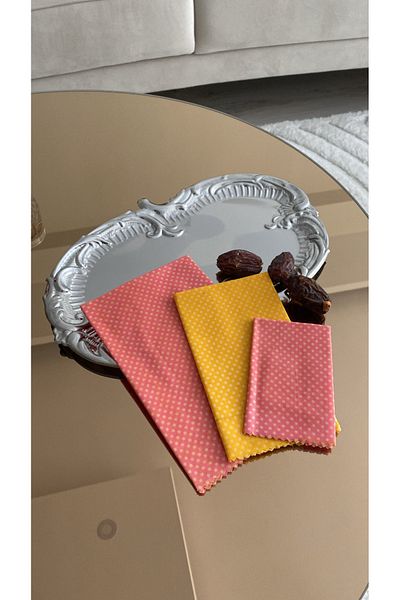 Home Polka Dot Pattern Reusable Natural Beeswax (Beeswax) Food Storage Fabric Cloth Set of 3