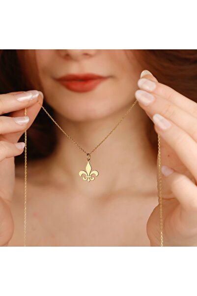 ALTINTEMAS Zambak Sembol Kolye – 925 Ayar Gümüş Üzeri 18K Altın Kaplama Asil ve Şık Tasarım