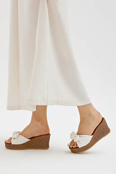 Moda Devrin White Adjustable Bow Wedge Heel Women's Slippers Heeled Slippers